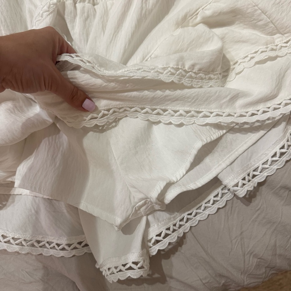 White Ruffle Tiered Skort - Picture 4 of 6
